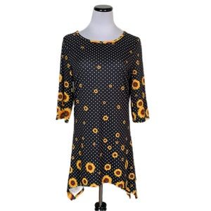 Lily by Firmiana  SZ L Black and Yellow Sunflower and Polka Dot Tunic Top | NWT